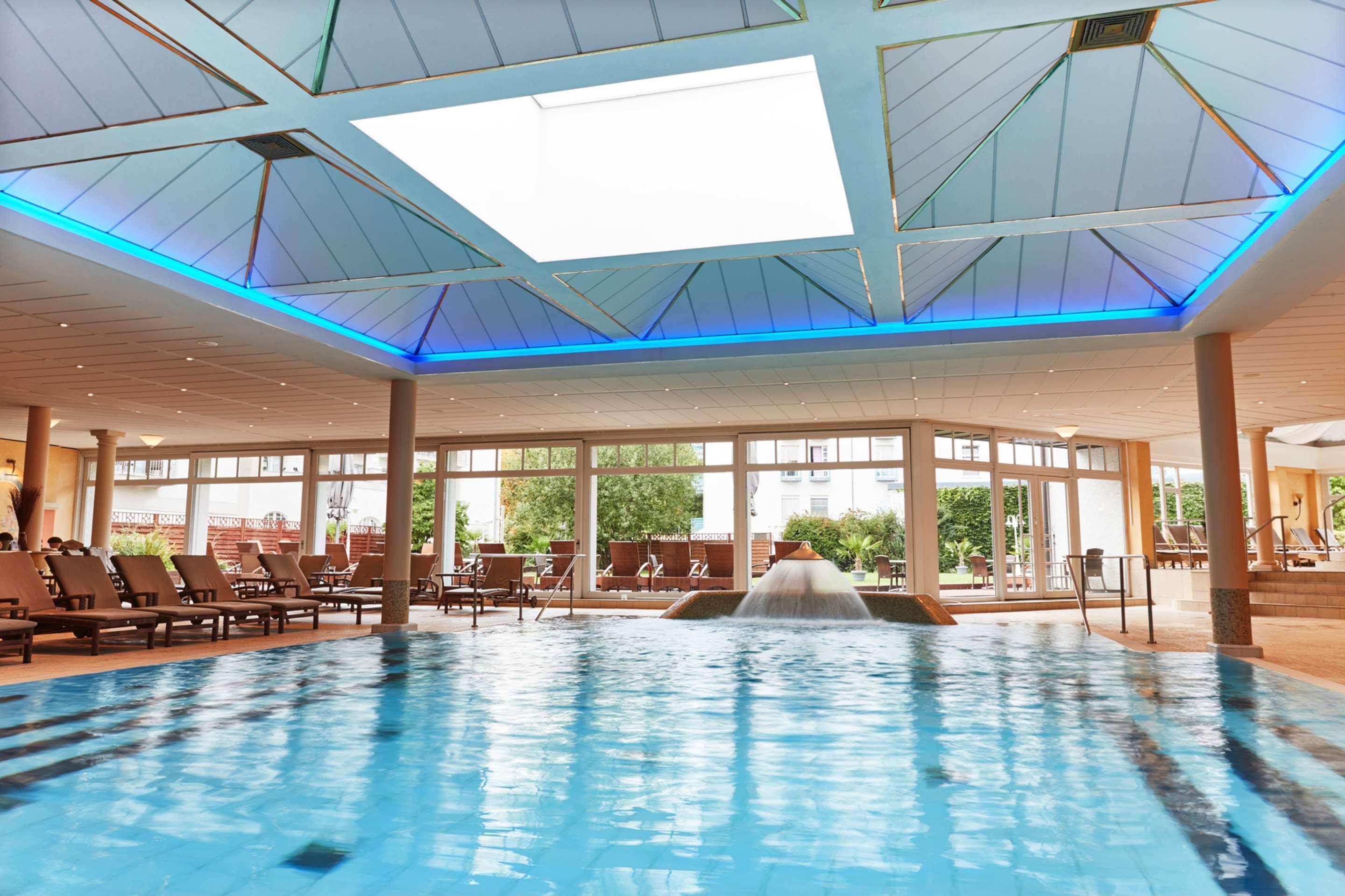 Steigenberger Hotel & Spa Bad Pyrmont Esterno foto The indoor swimming pool