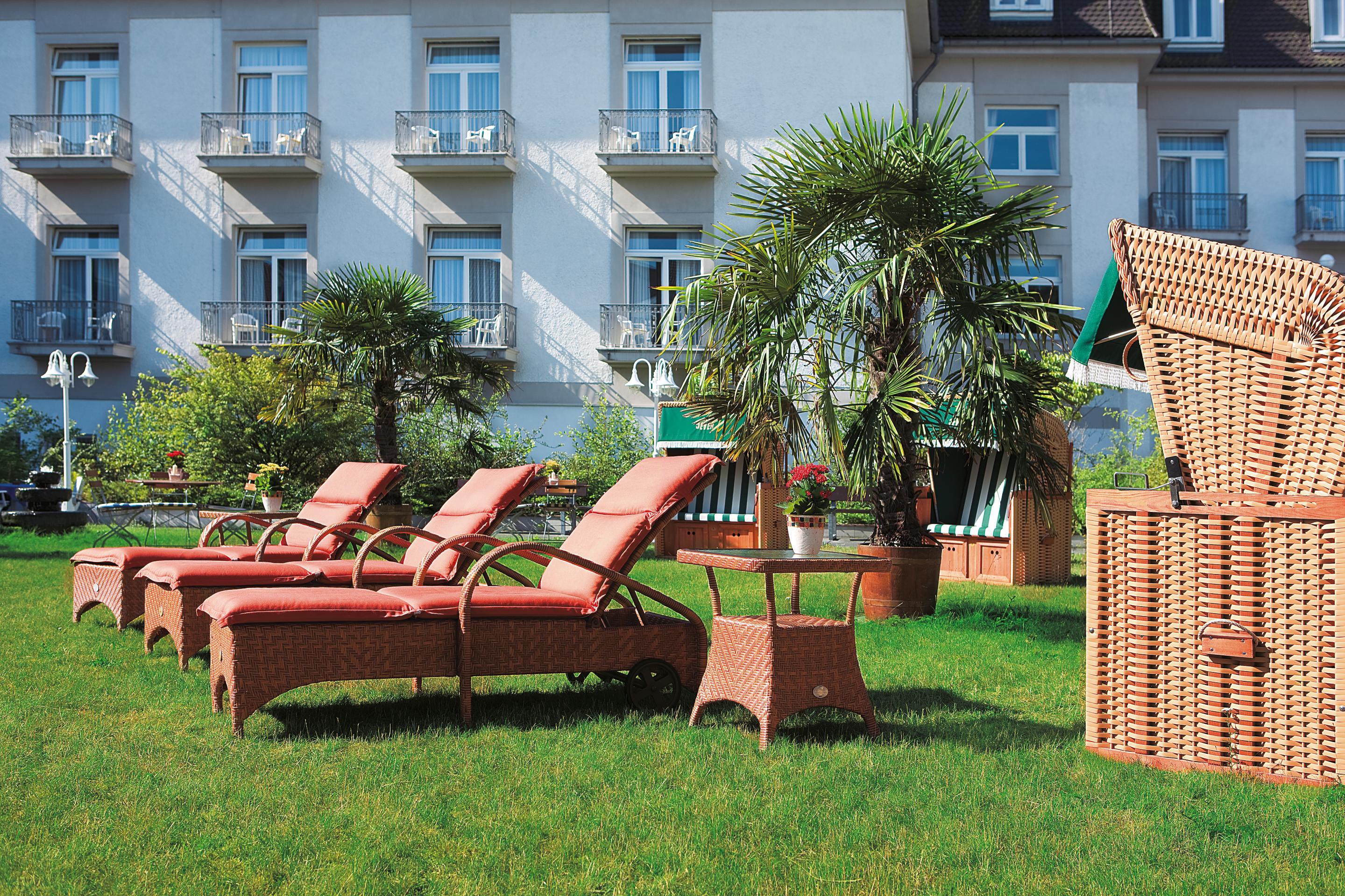 Steigenberger Hotel & Spa Bad Pyrmont Esterno foto The garden